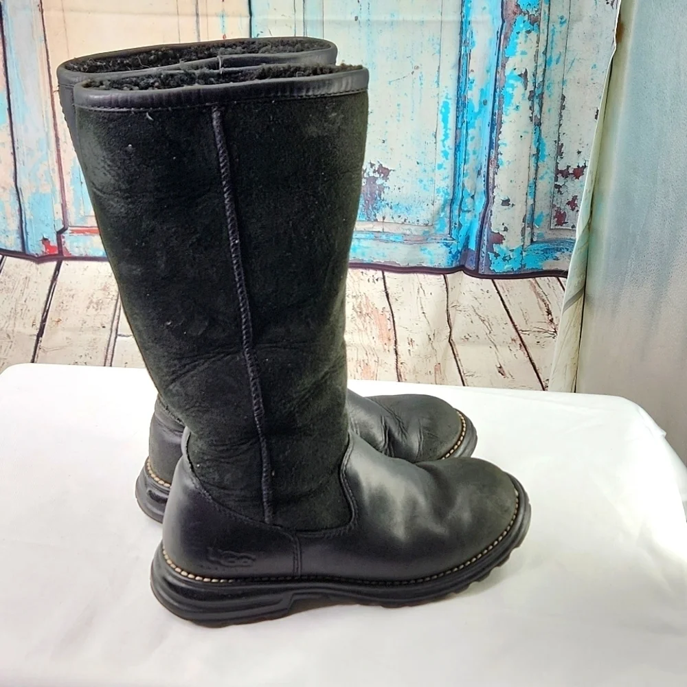 Ugg 5382 Black Boots 5 Leather‎ Suede